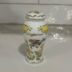 1994 Lenox Marjoram, Golden Crowned Kinglet, Spice Jar, Birds and Blossoms